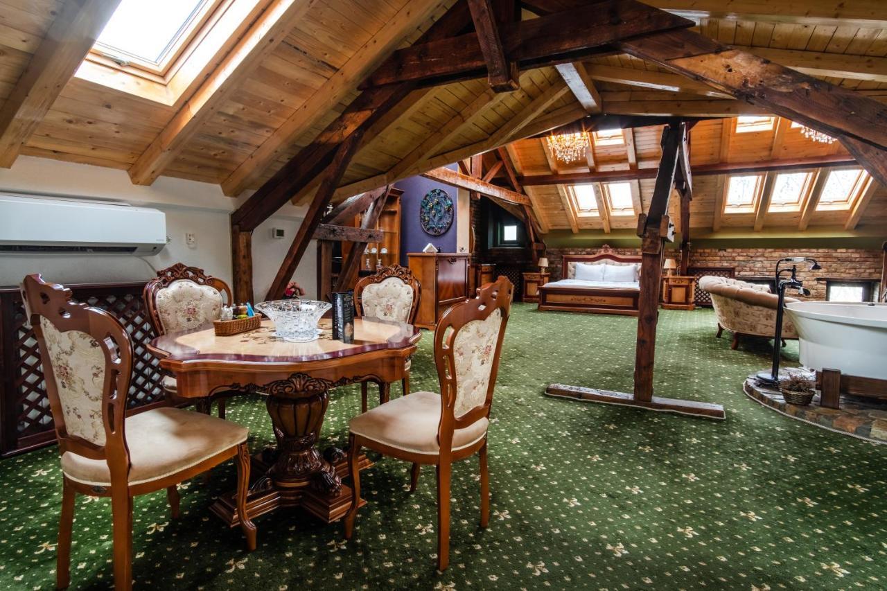 Jmr Royal -Luxury Rooms & Private Sauna Constanta Exterior photo
